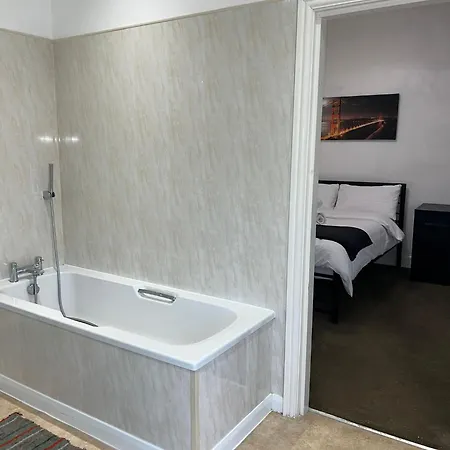 Favourite Ensuite Privat bolig