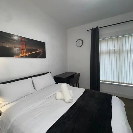 Favourite Ensuite 미들즈브러