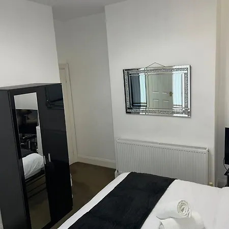 Favourite Ensuite * 미들즈브러